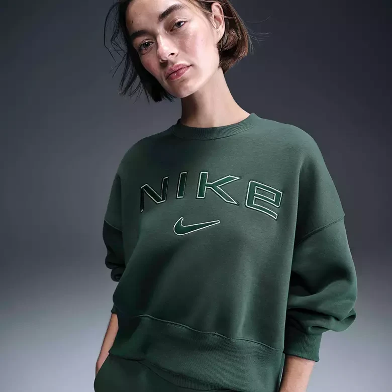 Nike Women's Sportswear Phoenix Fleece Over-Oversized Crewneck Logo Sweatshirt